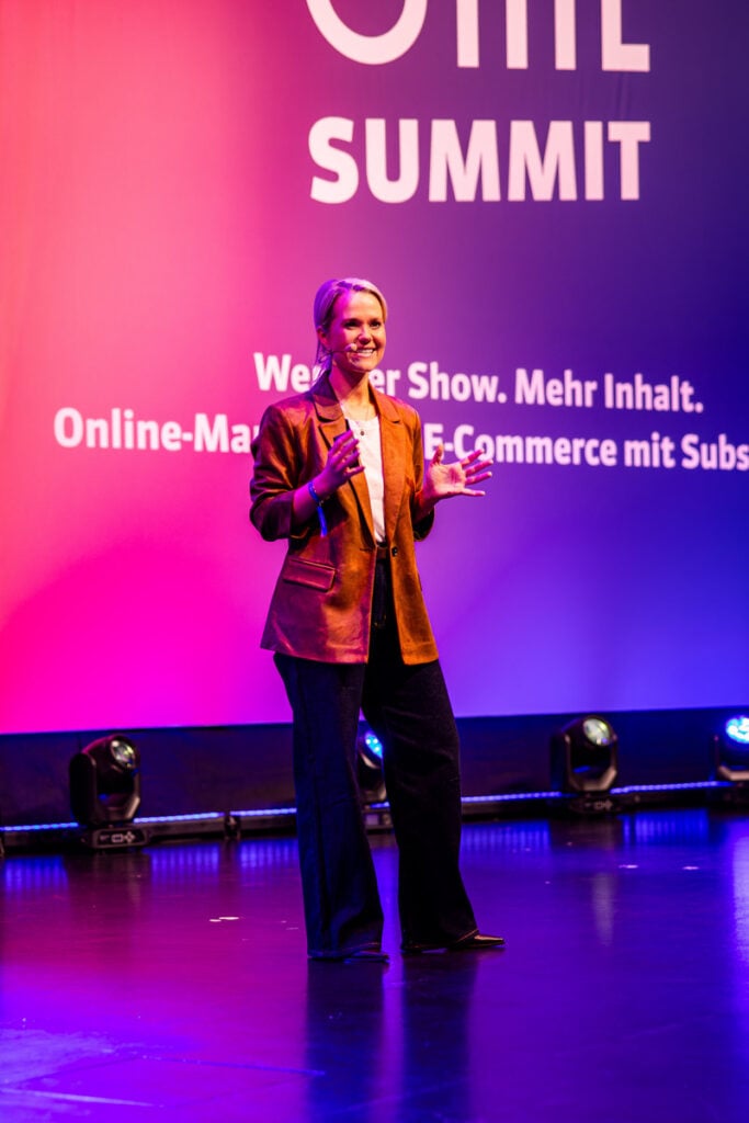 OMT-SUMMIT Speakerin